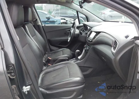 2017 Chevrolet Trax Lt z USA, uszkodzony, nr VIN 3GNCJPSB3HL187130